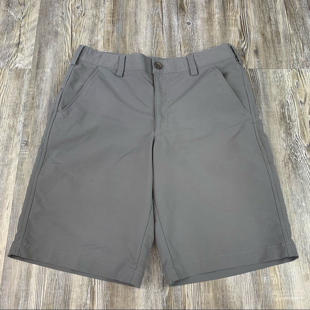 Under Armour Gray Size 32 Heat Gear Golf Shorts